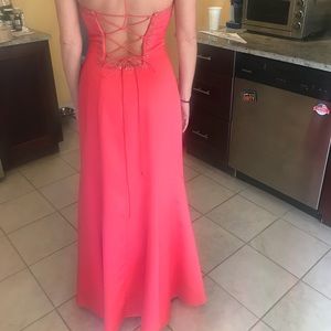 Coral/Salmon Prom Dress/Evening Gown
